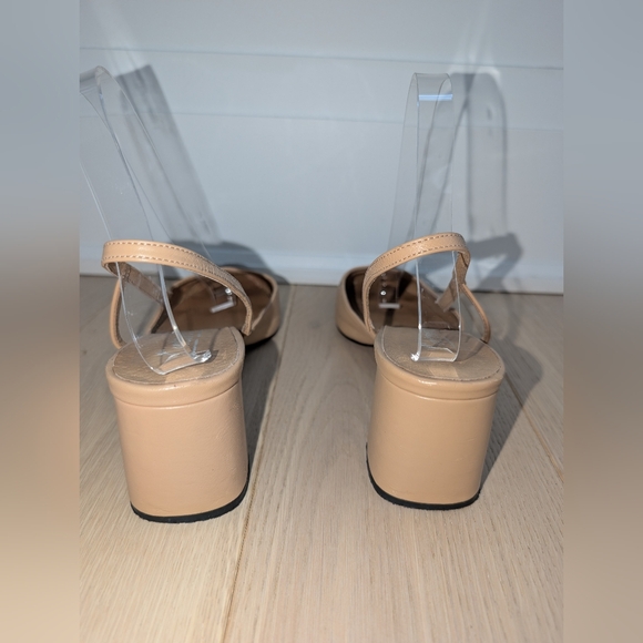 L'INTERVALLE Black and Tan Block Heel Shoes - Picture 5 of 6